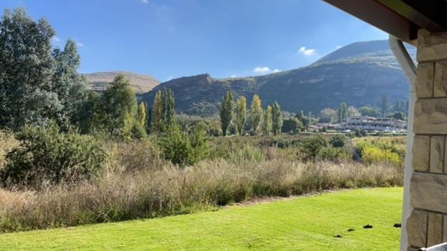 Cozy Corner Villa Clarens Exterior foto