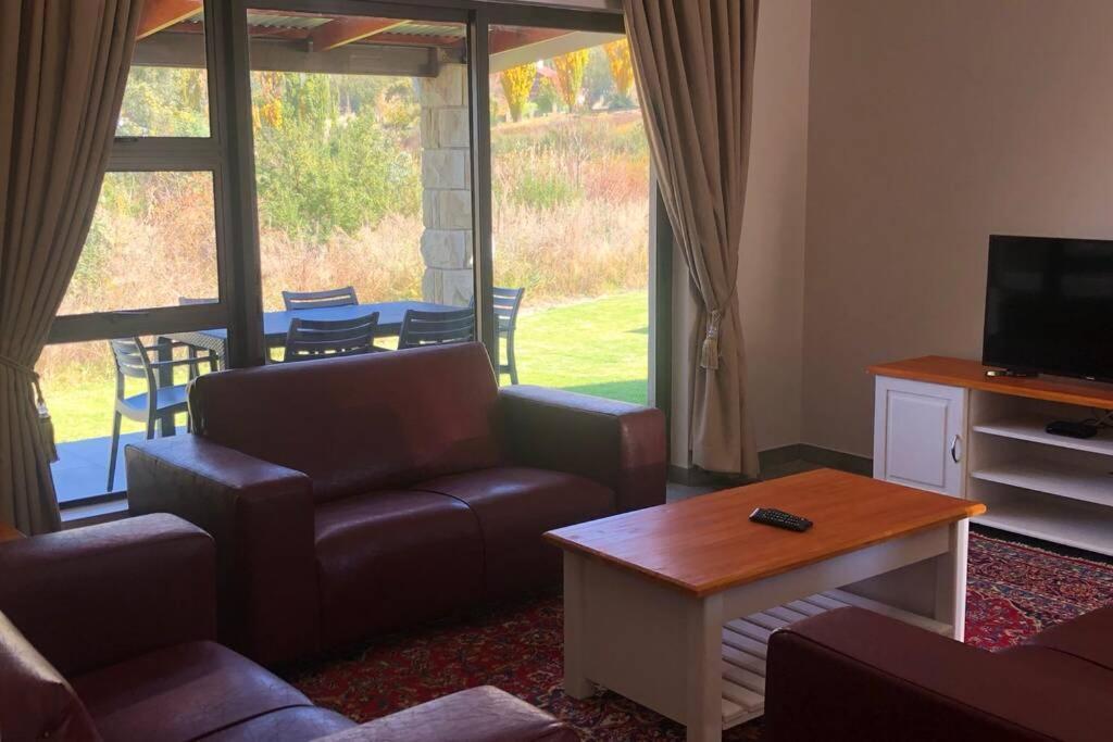 Cozy Corner Villa Clarens Exterior foto